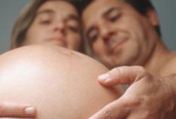 Будущие отцы переживают "синдром беременности"