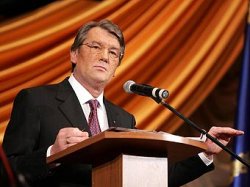 Ющенко увидел в референдуме по русскому языку опасность для Украины