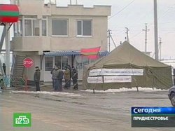Украина стягивает войска на границу с Приднестровьем