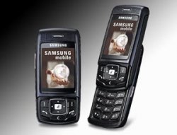 Мобильник Samsung SGH-P200 может работать в сетях GSM и Wi-Fi