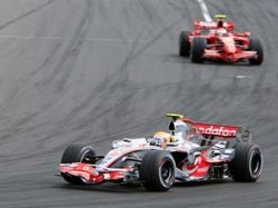 Льюис Гамильтон выиграл Гран-при Венгрии