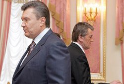 Янукович vs Ющенко: Кое-кто не успеет уехать из Украины