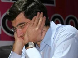 Крамник не смог обыграть Ананда в ключевой партии чемпионата мира