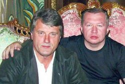 Ющенко разжаловал Сацюка и Смешко