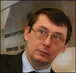 Луценко поменяет МВД на Киевгорсовет?!