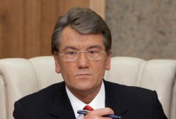 БЮТ назвал Ющенко угрозой независимости Украины