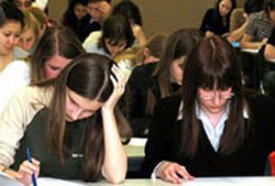Сегодня украинские выпускники пишут тест по математике