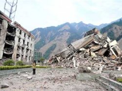 Количество погибших при землетрясении в Китае возросло до 60 тысяч