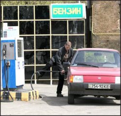Цены на бензин замедлили рост