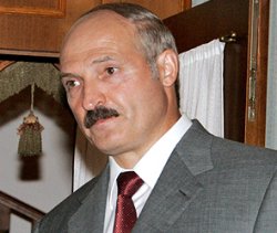 Лукашенко выбрал между Россией и Европой
