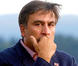 Грузины выгоняют Саакашвили из дома