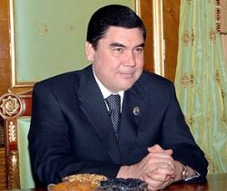 Президент Туркмении стал мастером каратэ