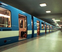 В Голландии разбился поезд метро
