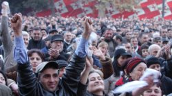 Соратник Саакашвили: оппозиция хочет показать, что армия на ее стороне