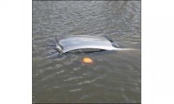 На Черниговщине из реки вытащили Mercedes с тремя трупами