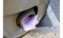 Антимонопольный комитет добился снижения цен на топливо