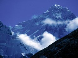 Китай и Непал наконец согласовали высоту Эвереста