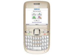 Nokia выпустила три новых телефона