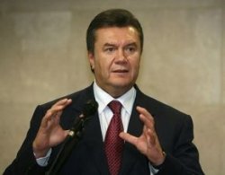Янукович просит денег на "Укрытие"