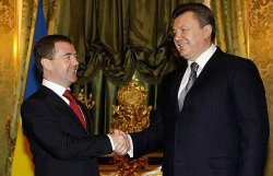 Совет Федерации ратифицировал пакт Медведева-Януковича