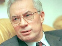 Азаров назвал бессмысленными комитеты спасения Украины