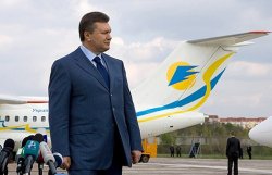Завтрашний день Янукович проведет в Москве