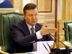 Янукович провёл "чистку" в дипучреждениях Украины за рубежом