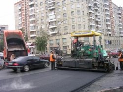 На ремонт автодорог к Евро-2012 выделили больше 3 миллиардов