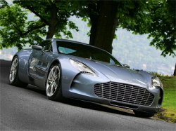 Десять эксклюзивных суперкаров Aston Martin попали в одни руки