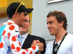 Фернандо Алонсо примет участие в велогонке "Джиро д
