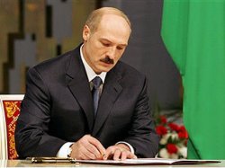Лукашенко согласился на уступки по Таможенному союзу
