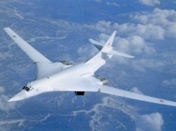 Бомбардировщики Ту-160 поставили рекорд продолжительности полета