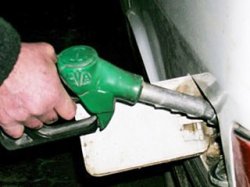 Кабмин запретил продажу низкокачественных бензинов
