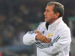 Тренер сборной ЮАР обвинил судью в поражении от Уругвая