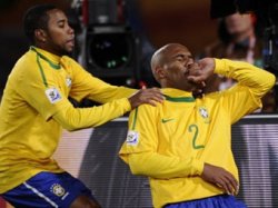 Сборная Бразилии разучила танцы для празднования голов