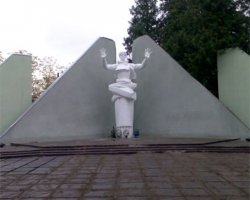 В Дрогобыче осквернили мемориал советским воинам
