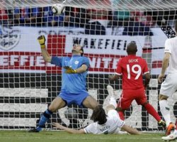 ЧМ-2010: Англия и США вышли в плей-офф