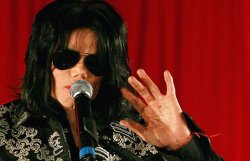 Сегодня - год со дня смерти Майкла Джексона