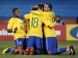 ЧМ-2010: Бразилия легко обыграла Чили