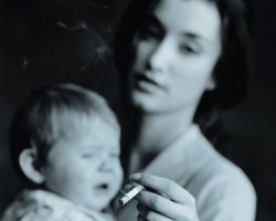 У курящих родителей – проблемные дети