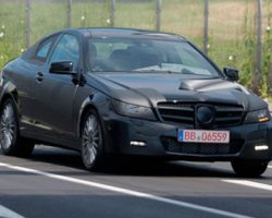 Mercedes тестирует новое купе на базе модели C-Class