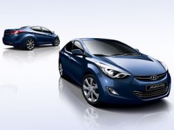 Появилось первое изображение интерьера новой Hyundai Elantra