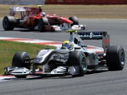 Команды Mercedes и Ferrari на Гран-при Германии обновят болиды