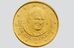 Ватикан ввел собственные монеты евро