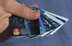 Платежные карты теряют популярность