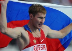 Россиянин Александр Шустов выиграл золото в прыжках в высоту