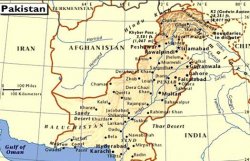 Наводнение в Пакистане: уже 300 погибших