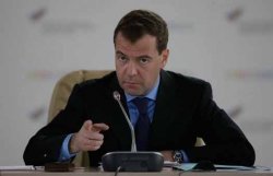 Медведев: При Саакашвили отношения РФ и Грузии не улучшатся