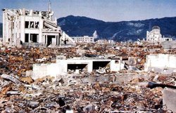 США впервые почтили память жертв Хиросимы 