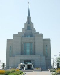 В Киеве открылся третий по величине в мире храм мормонов